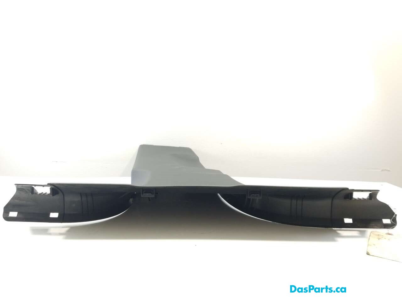 Lower B-Pillar Trim L