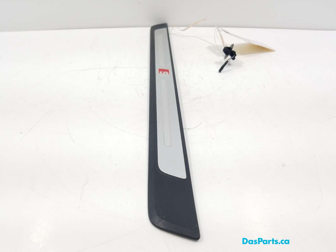 Lower Door Sill Trim L