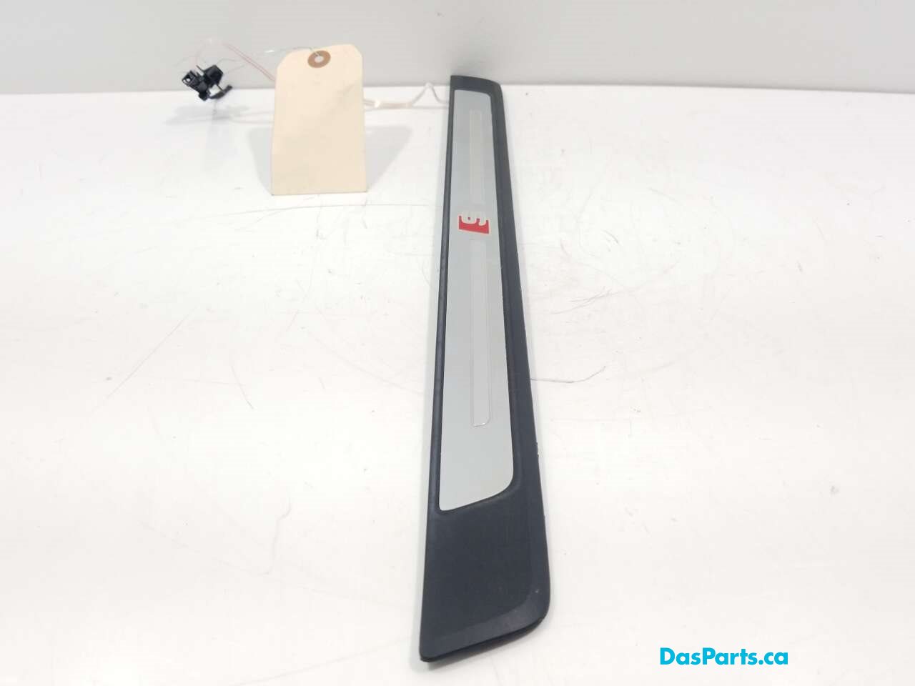 Lower Door Sill Trim R