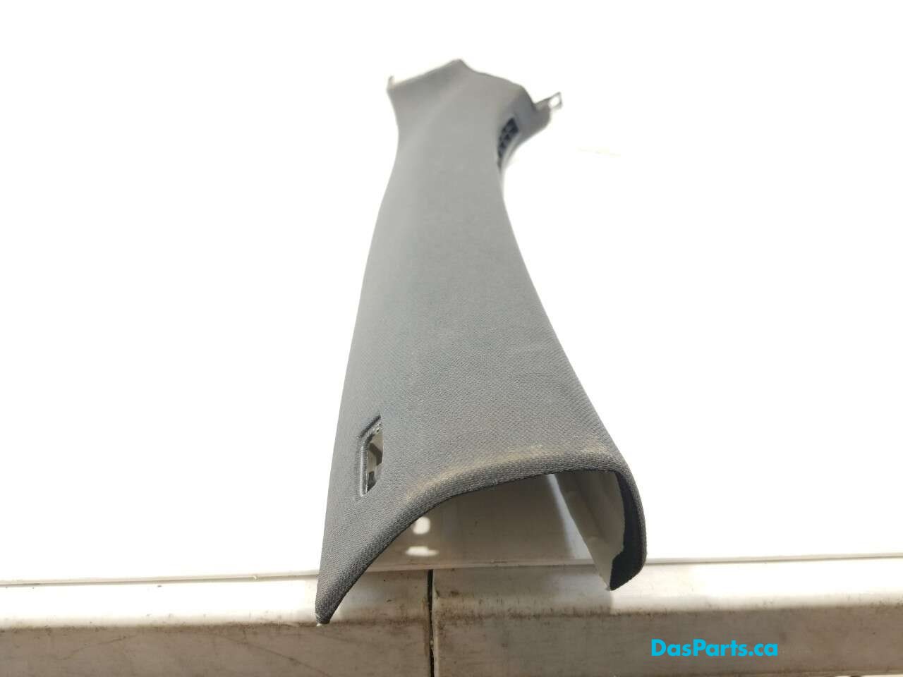 Headliner A-Pillar Trim L
