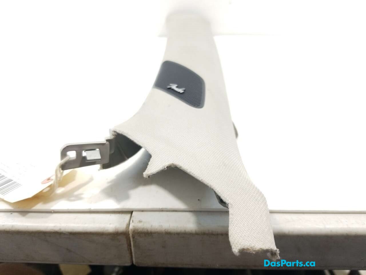Headliner A-Pillar Trim L