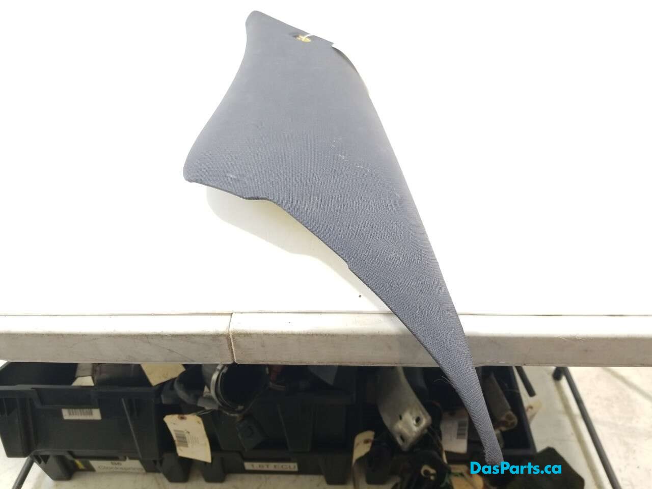 Headliner C-Pillar Trim R