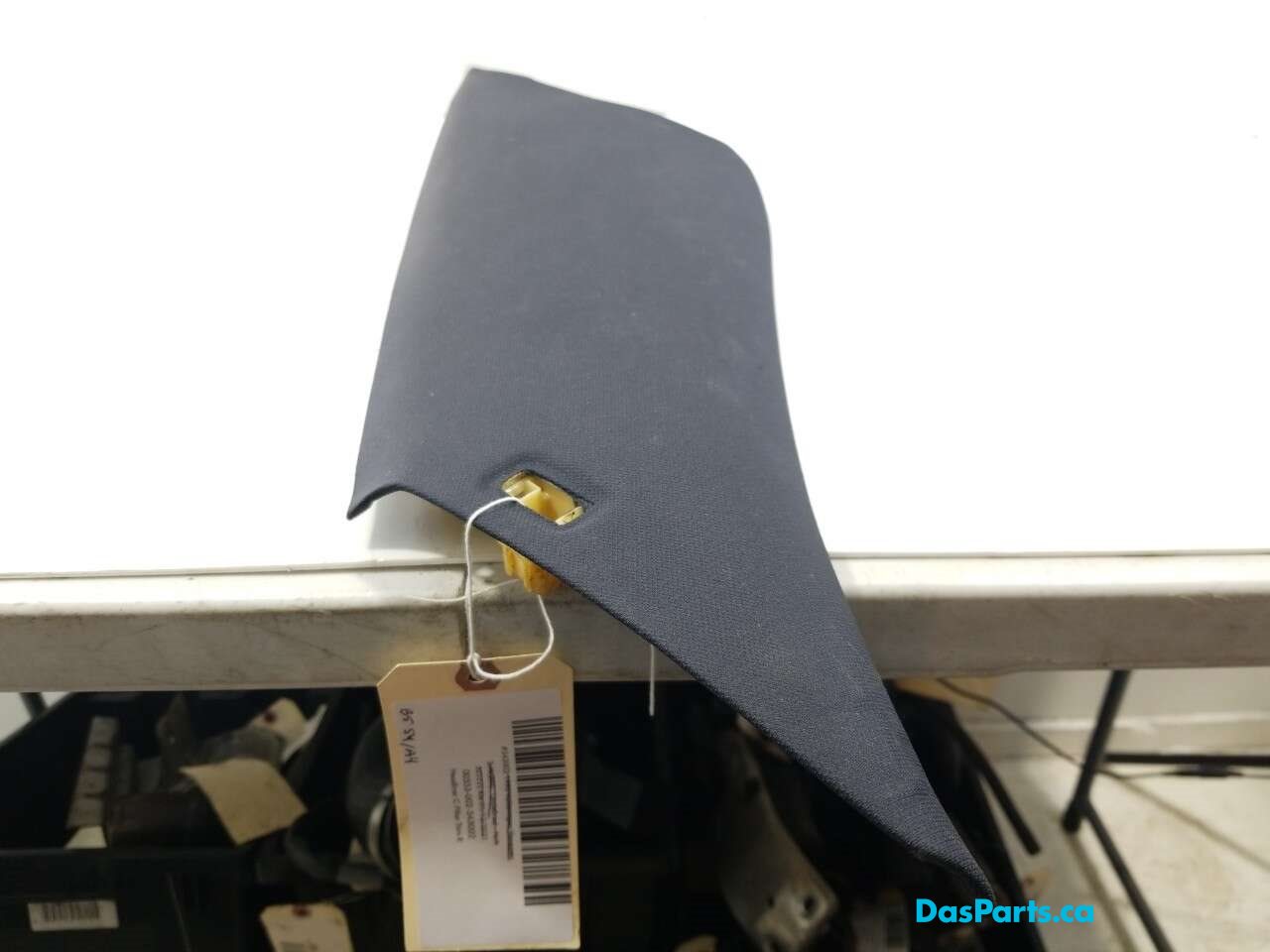 Headliner C-Pillar Trim R