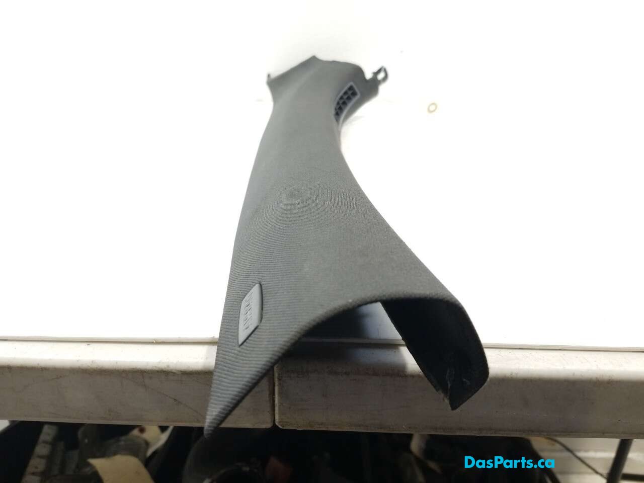 Headliner A-Pillar Trim L