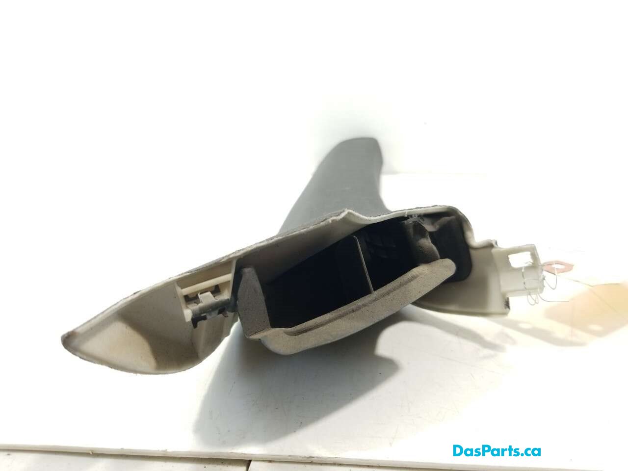 Headliner A-Pillar Trim R