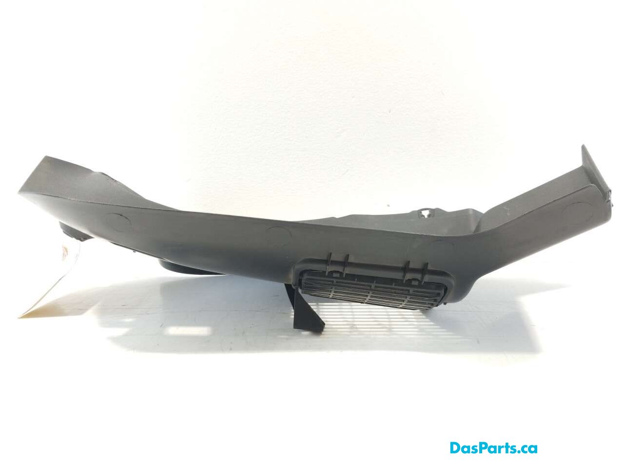 Lower C-Pillar Trim R