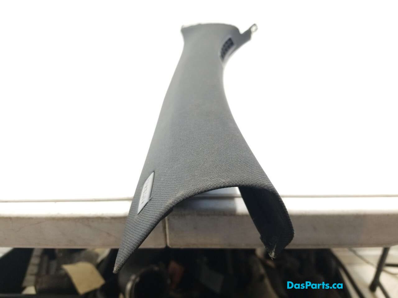 Headliner A-Pillar Trim L