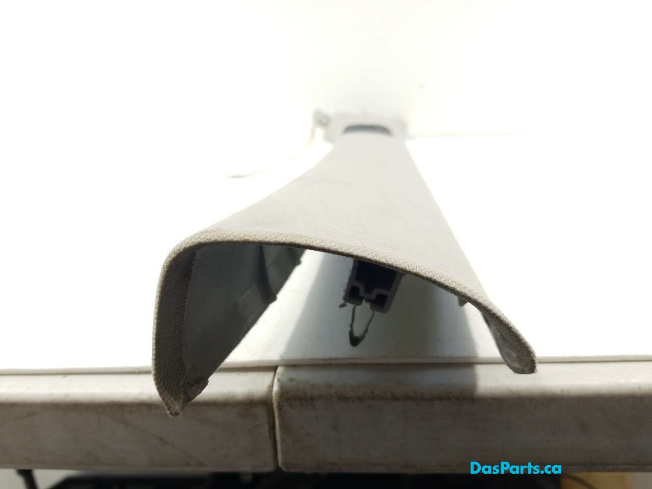 Headliner A-Pillar Trim R