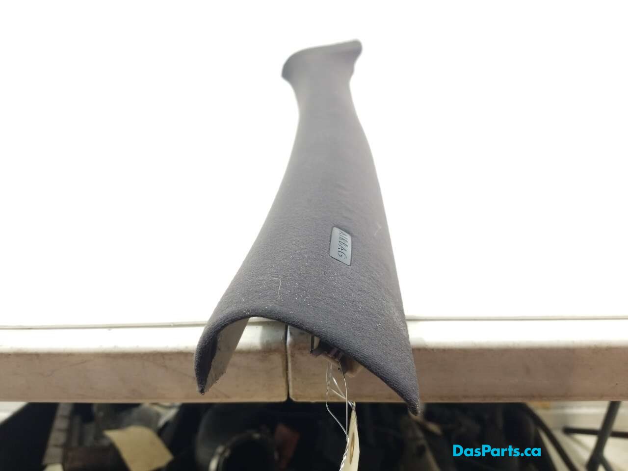 Headliner A-Pillar Trim R