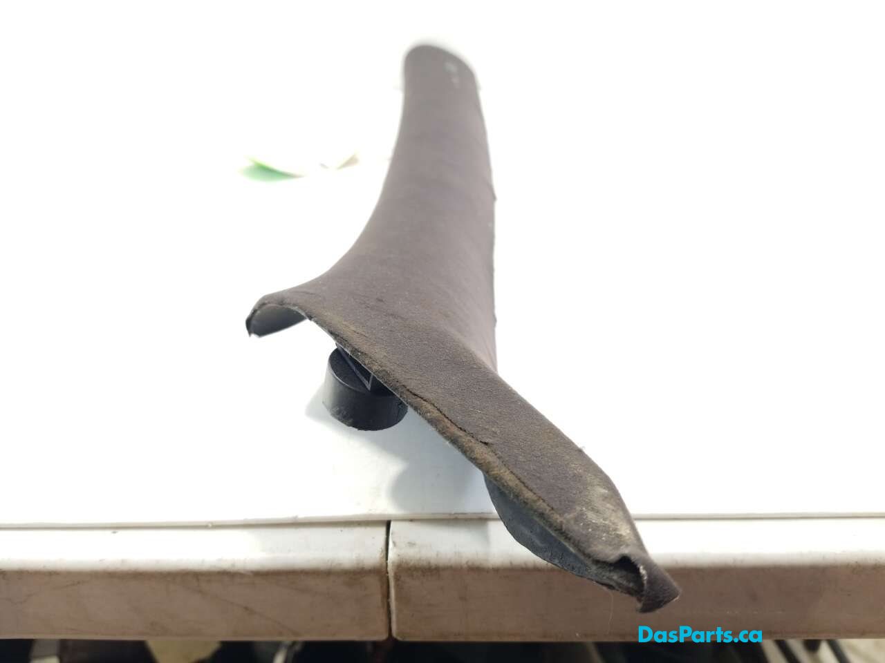 Headliner A-Pillar Trim L