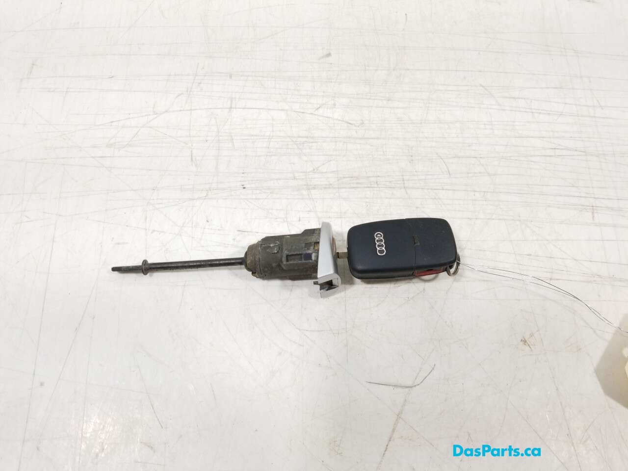 Lock Cylinder w/ Key