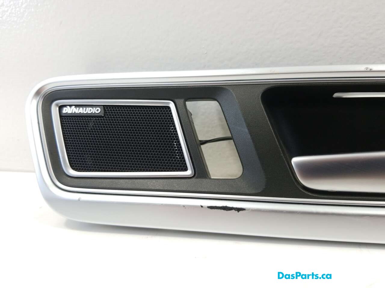 Door Trim RR