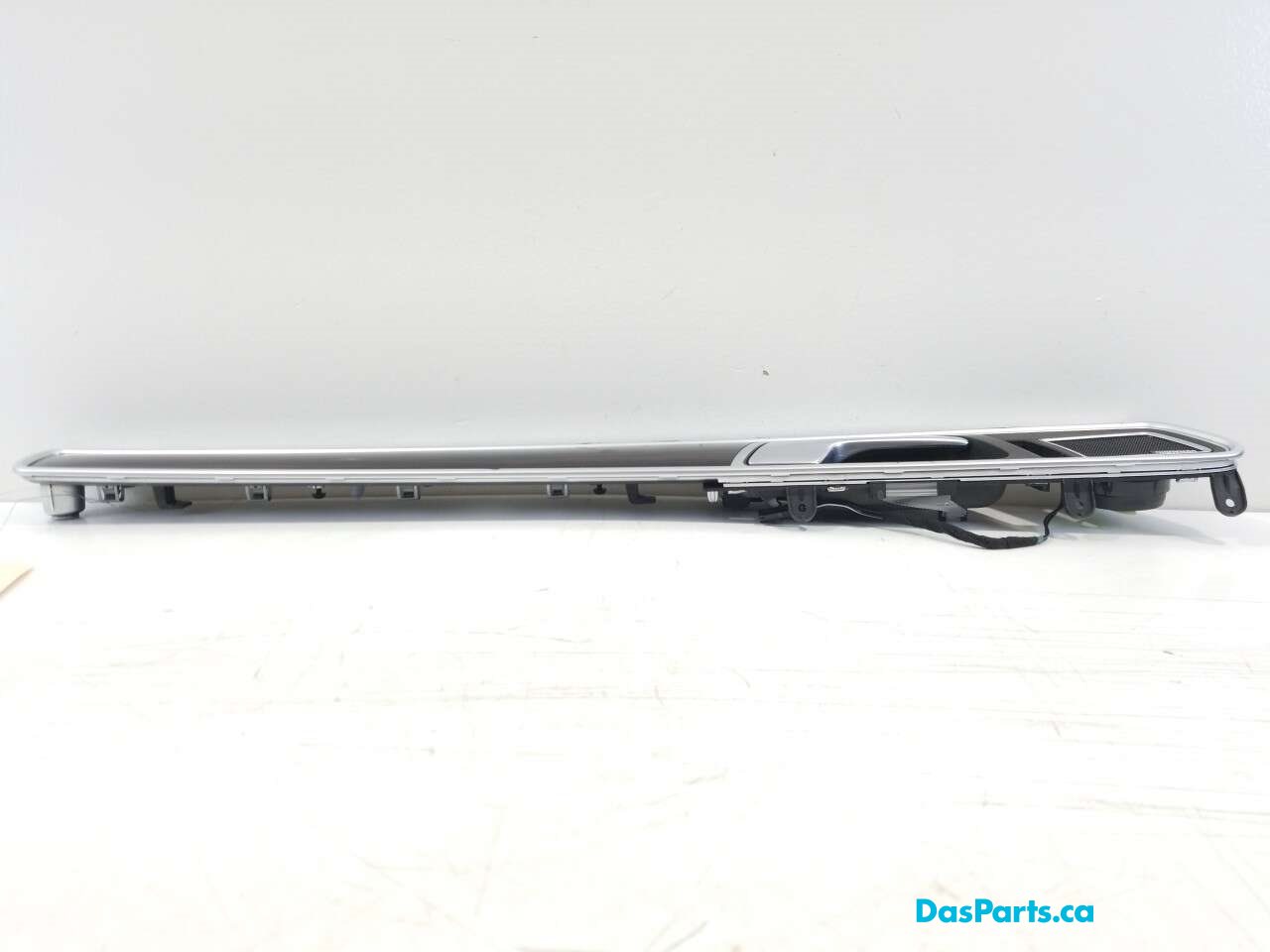 Door Trim RR