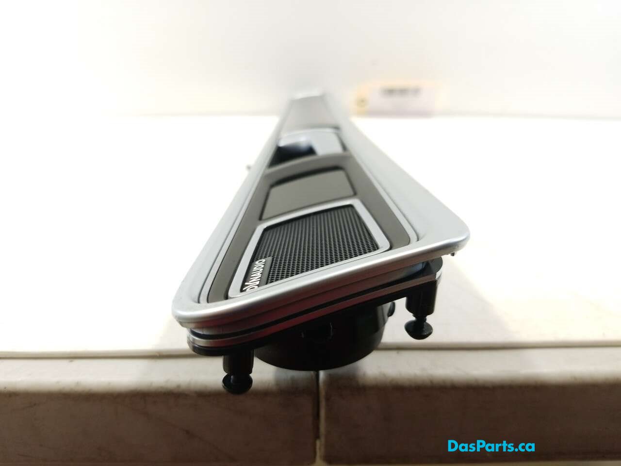 Door Trim RF