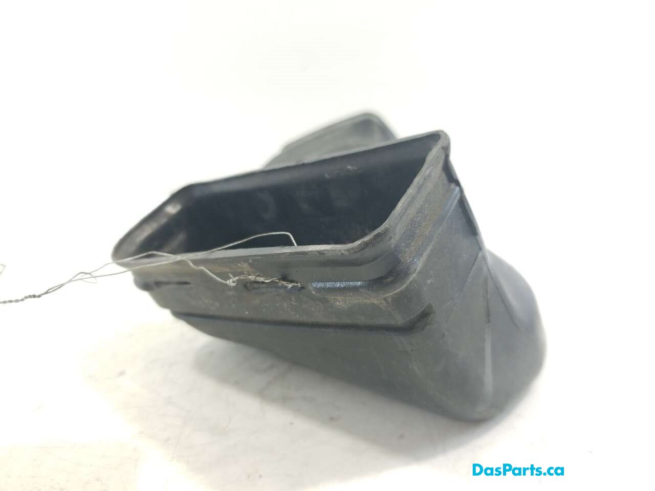 Fresh Air Intake Duct 2
