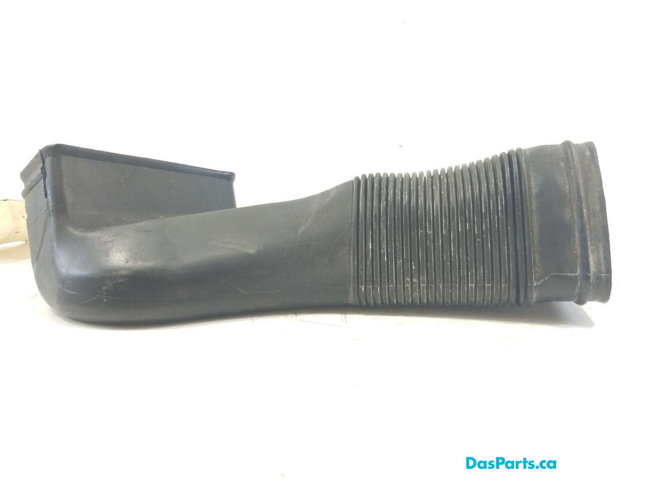 Fresh Air Intake Duct 2
