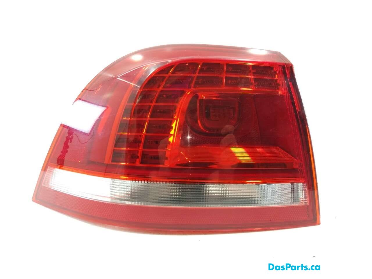 Taillight Outer LR
