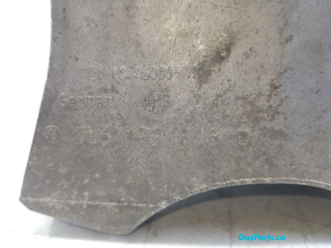 Engine Bracket R