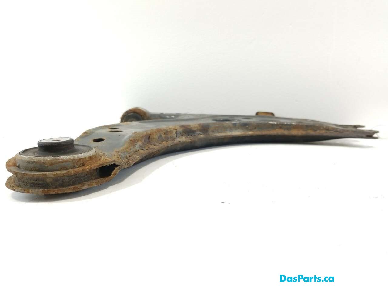 Front Lower Control Arm R