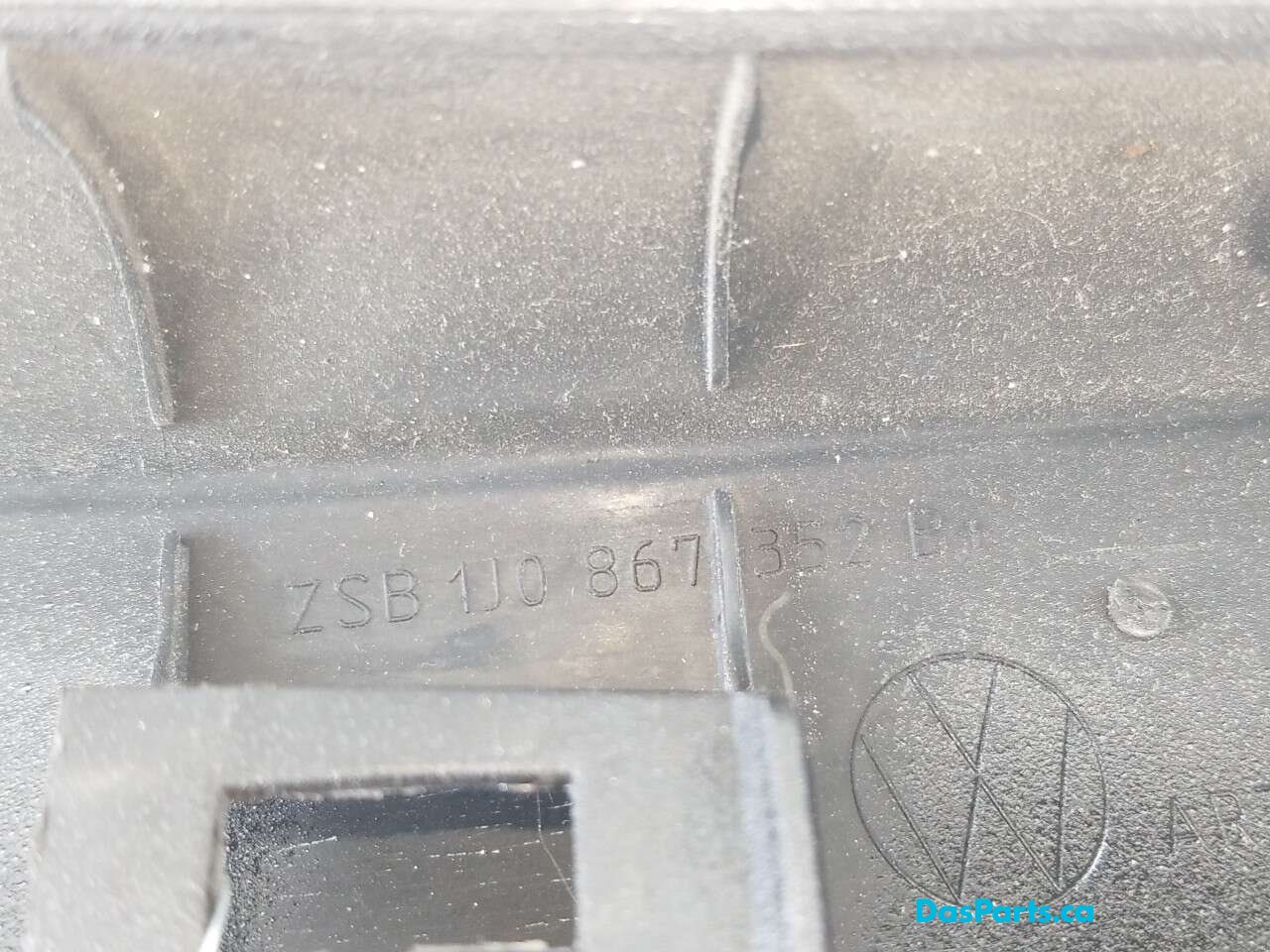 Headliner A-Pillar Trim R