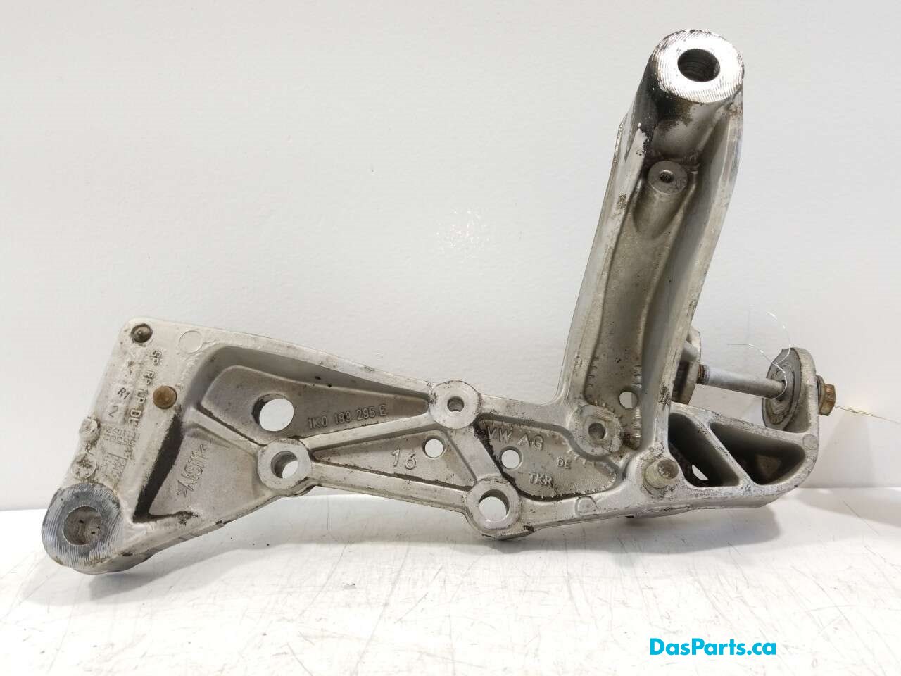 Subframe Bracket Left