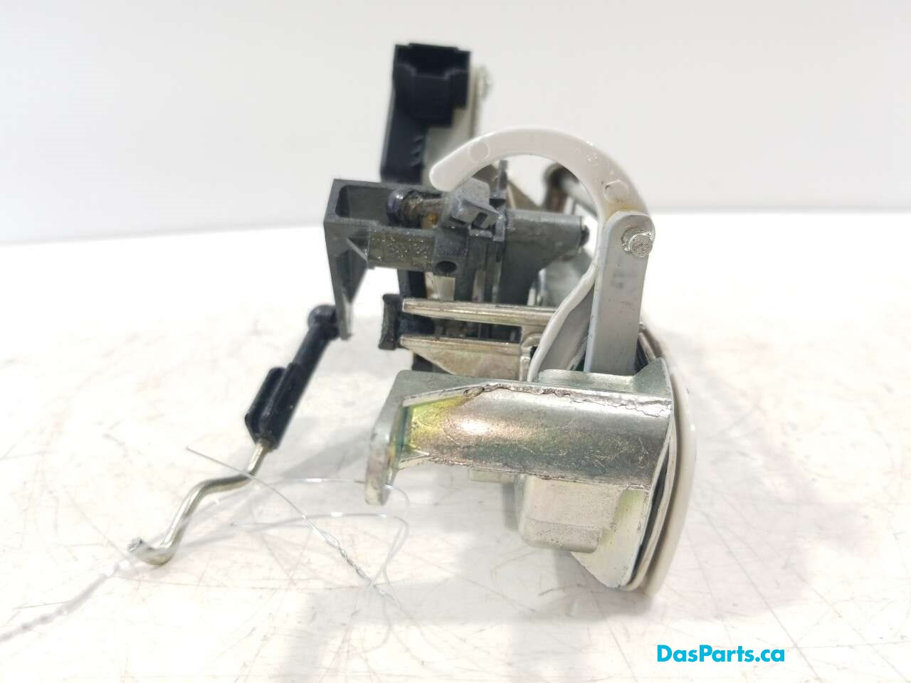 Hatch Handle Assembly