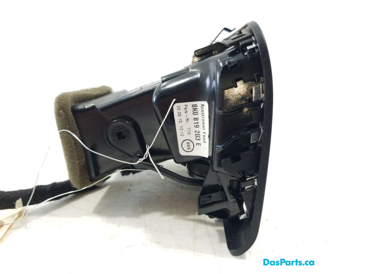 Rear Center Console Vent