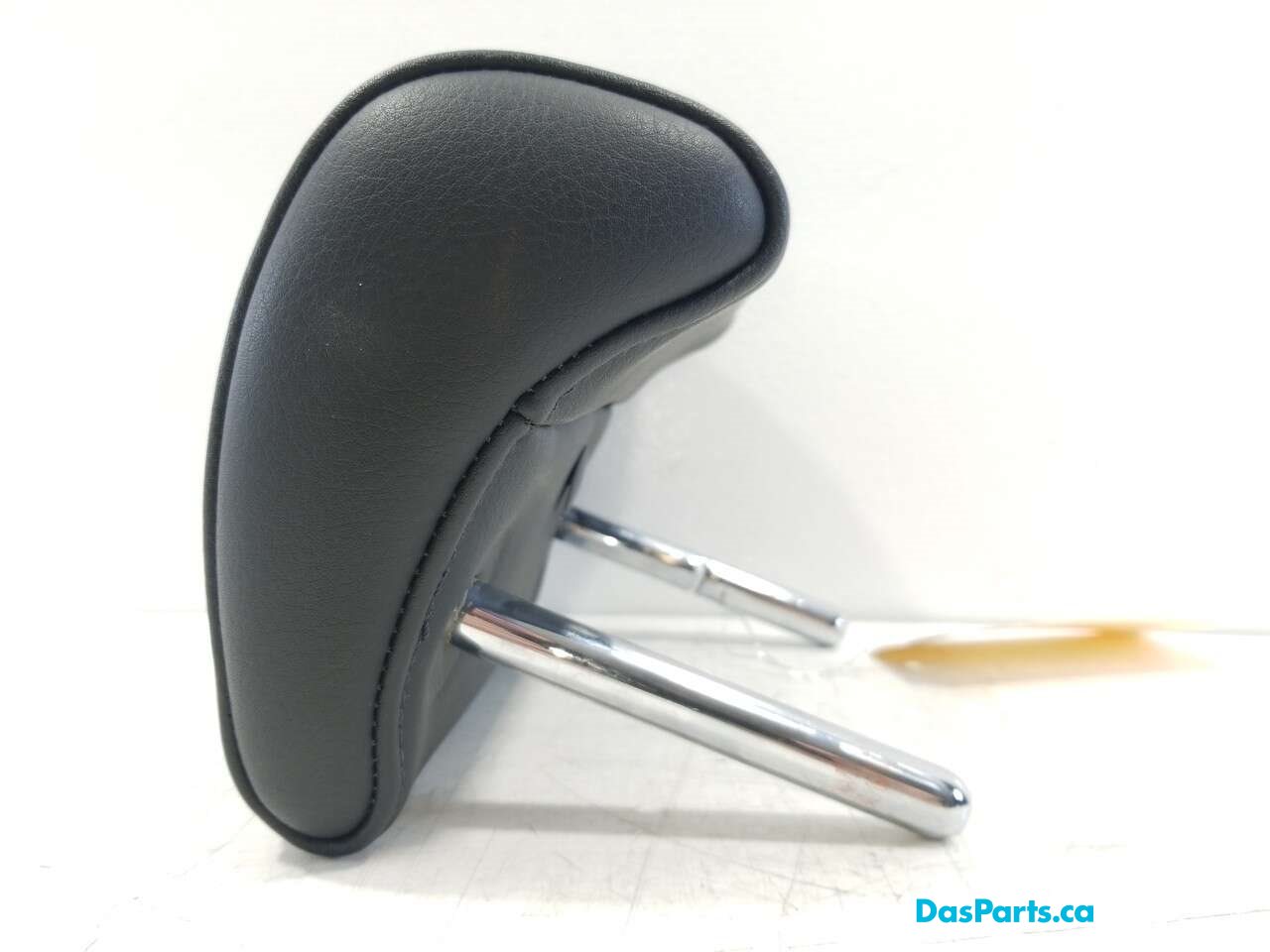 Rear Center Headrest