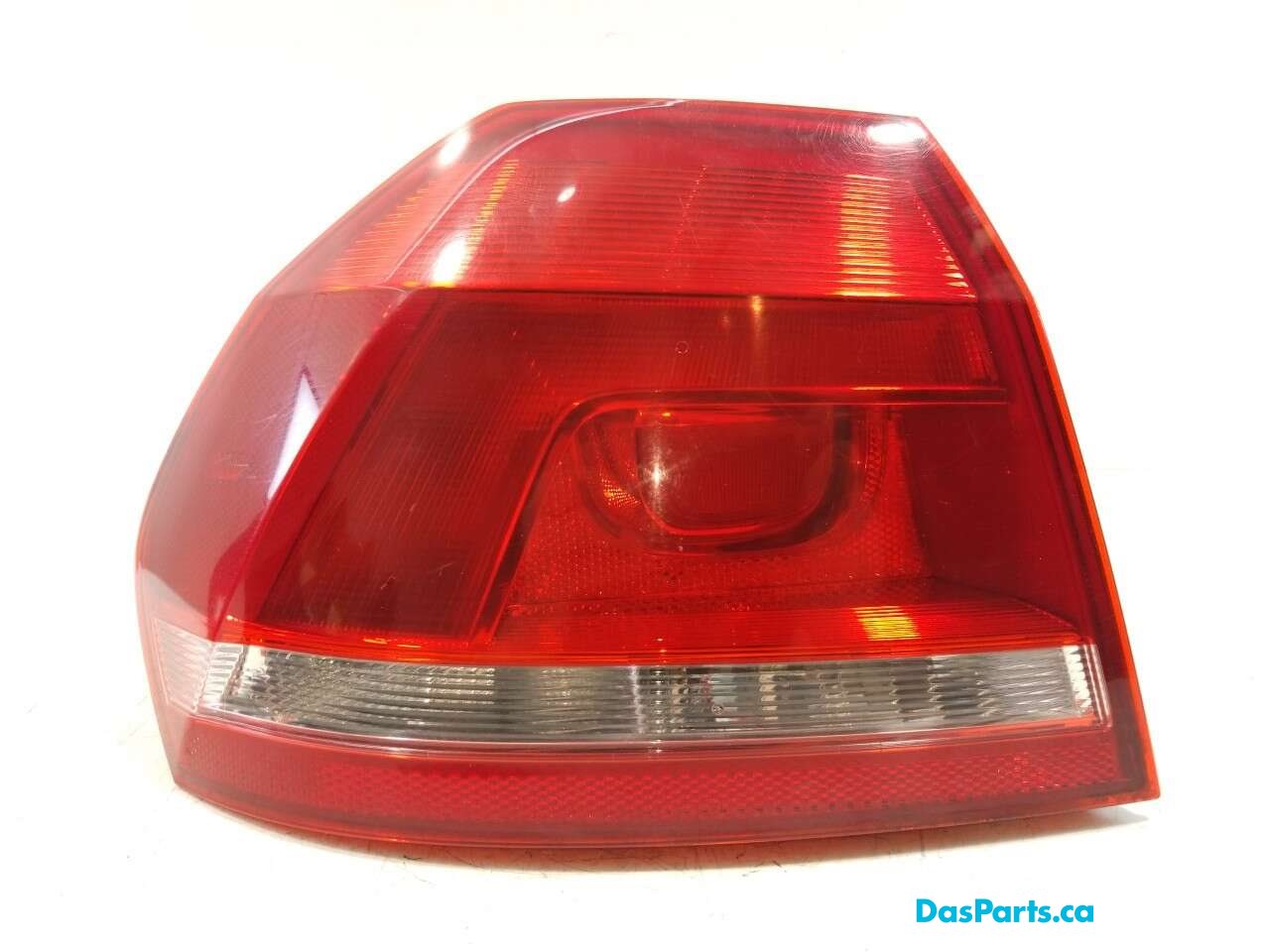 Taillight Outer LR