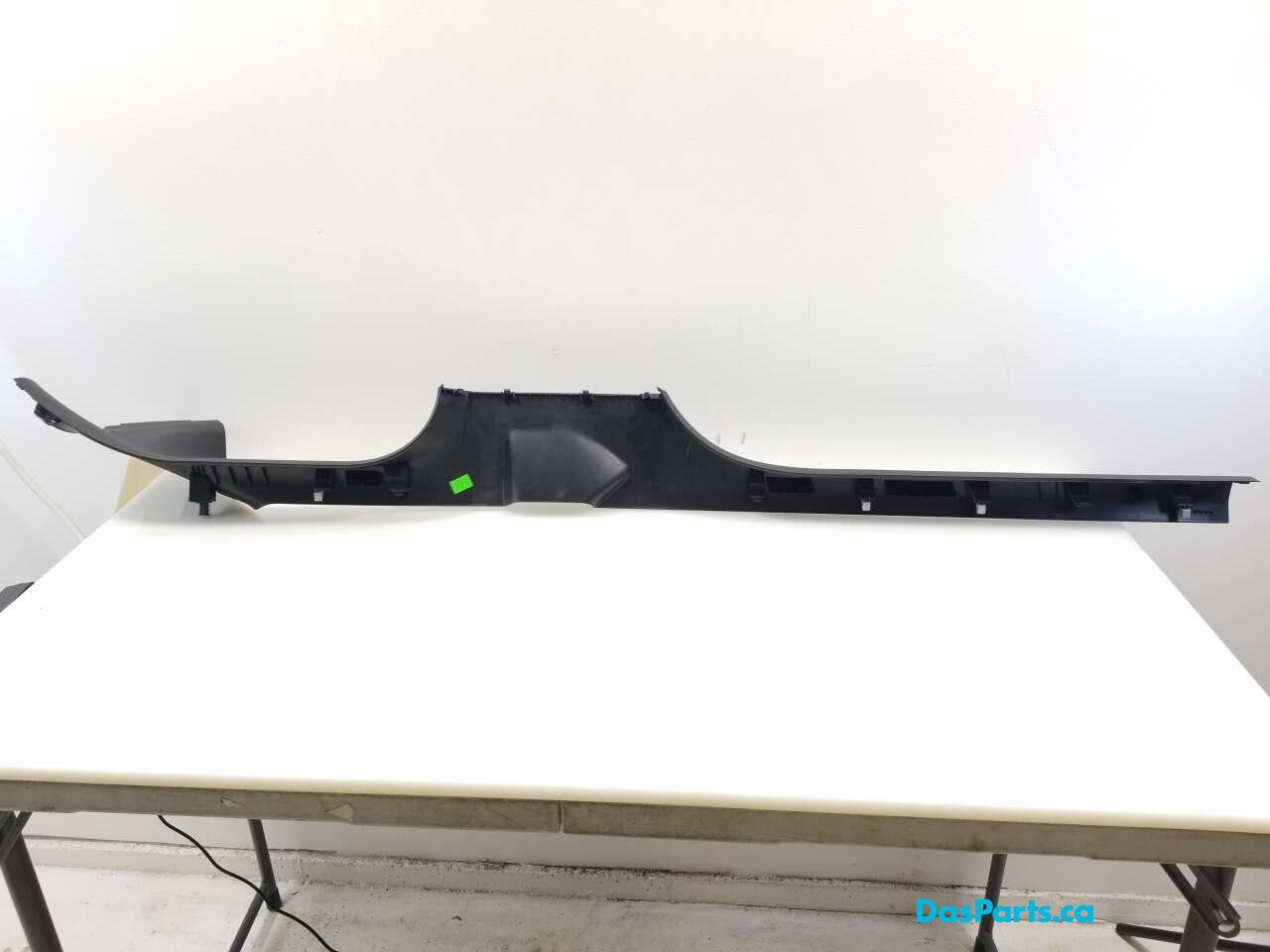 Lower Door Sill Trim R