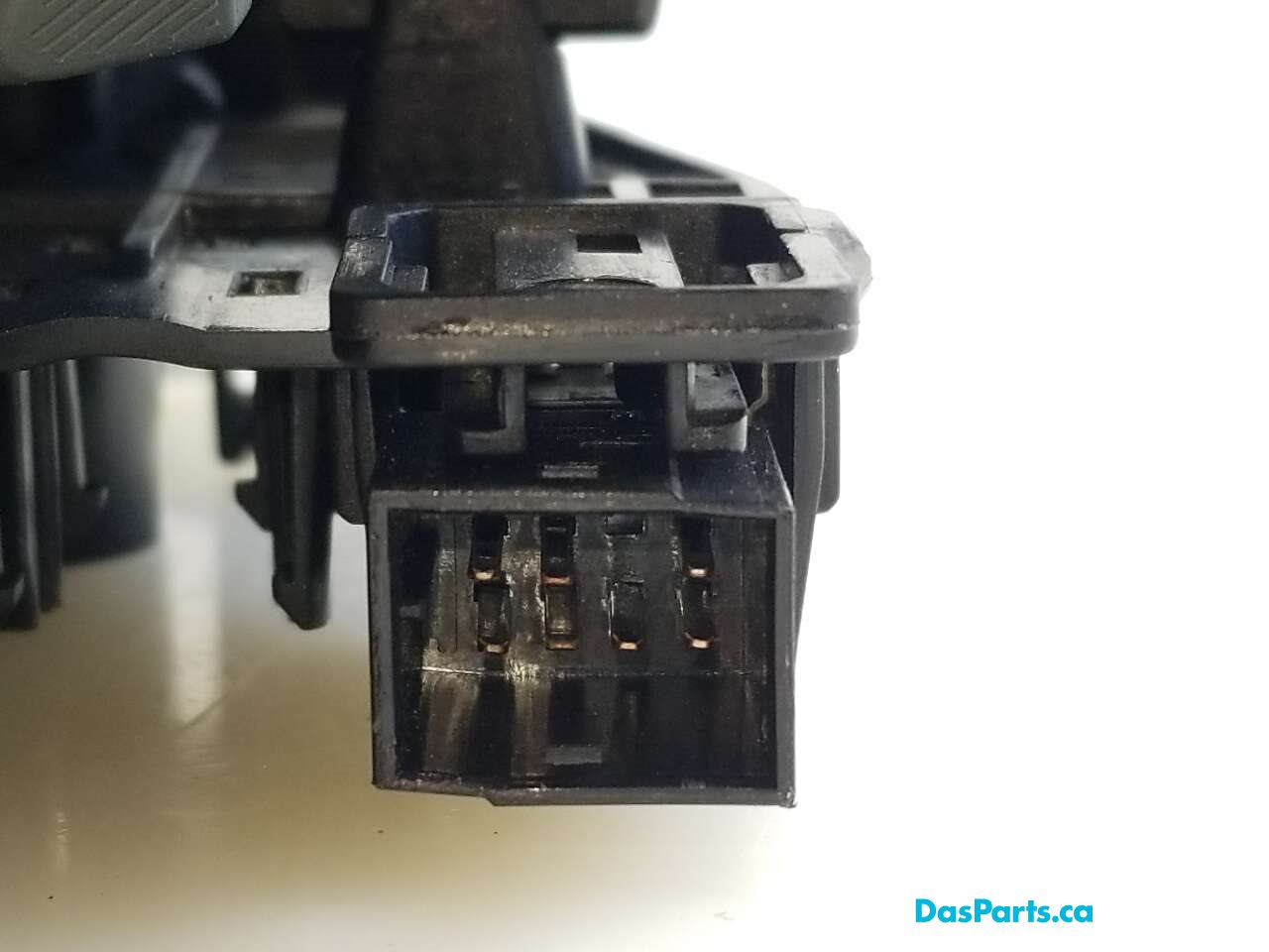 Hatch Handle Assembly