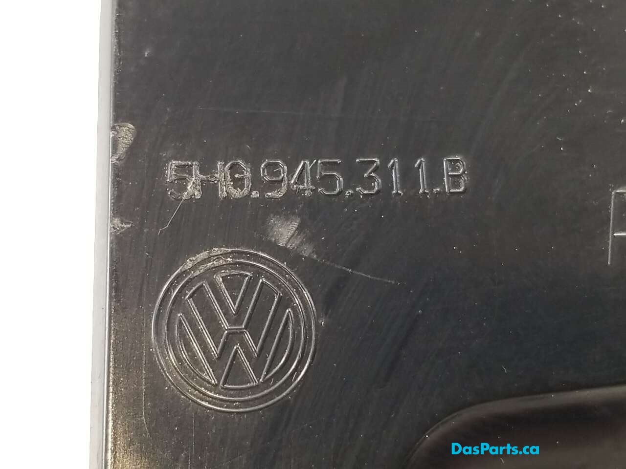 Taillight Trim LR Outer