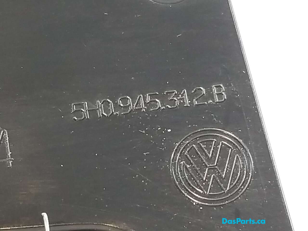 Taillight Trim RR Outer