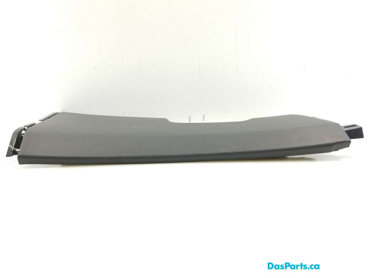 Lower B-Pillar Trim R