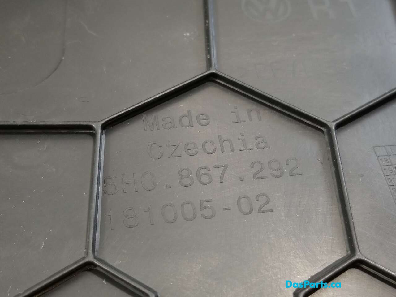 Lower B-Pillar Trim R