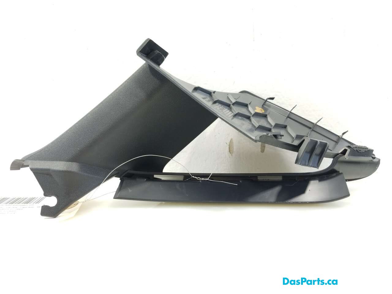 Quarter Glass Trim R