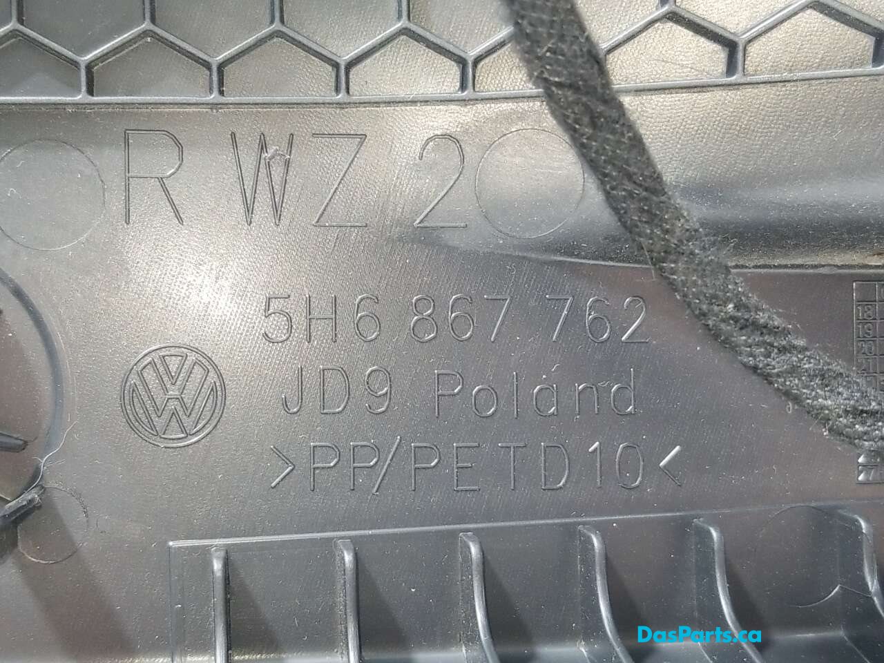 Parcel Tray Trim Right