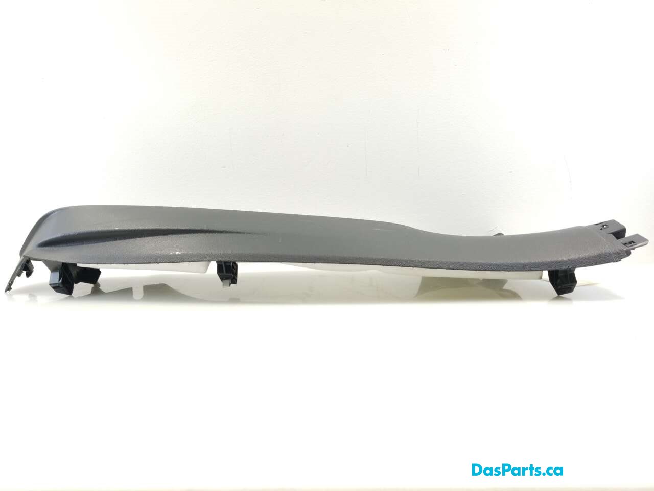 Lower C-Pillar Trim R