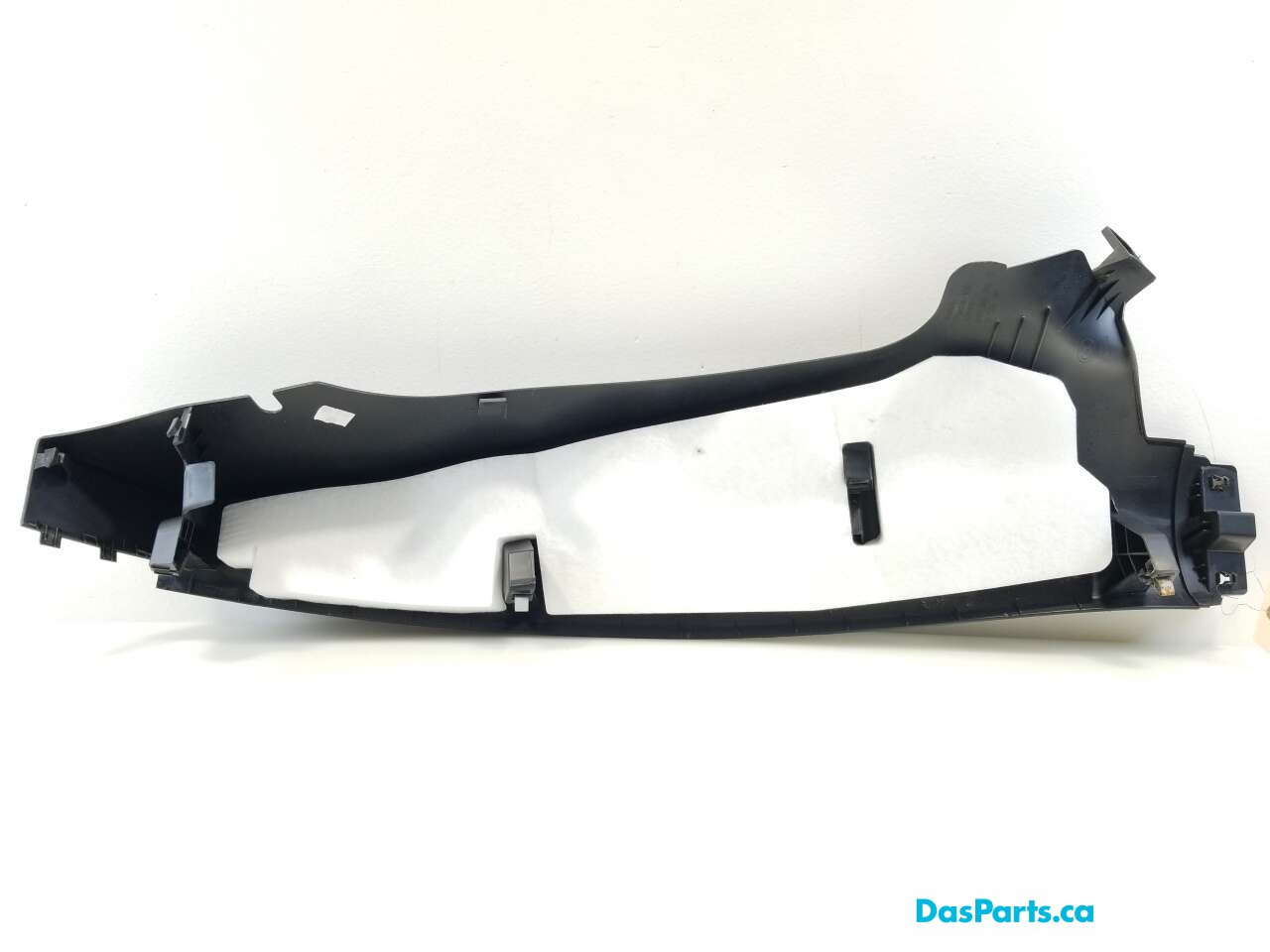 Lower C-Pillar Trim L