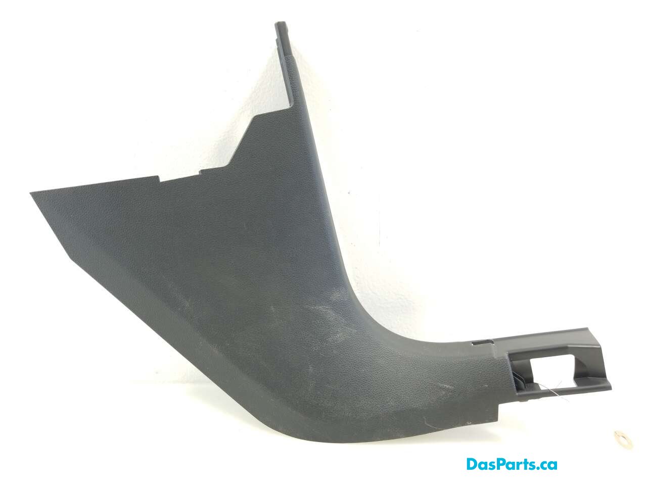 Lower A-Pillar Trim R