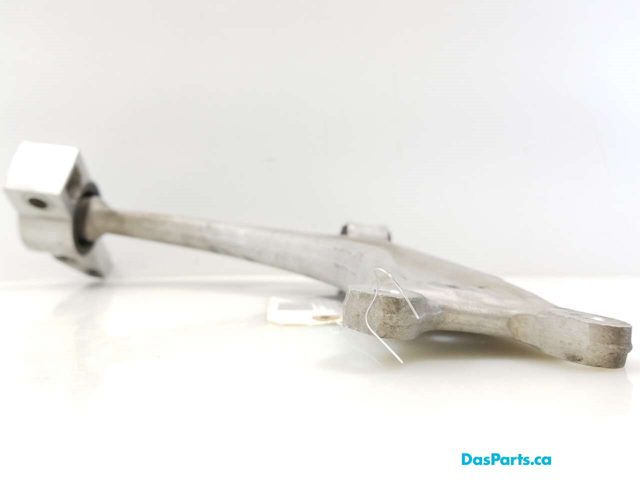 Front Lower Control Arm R