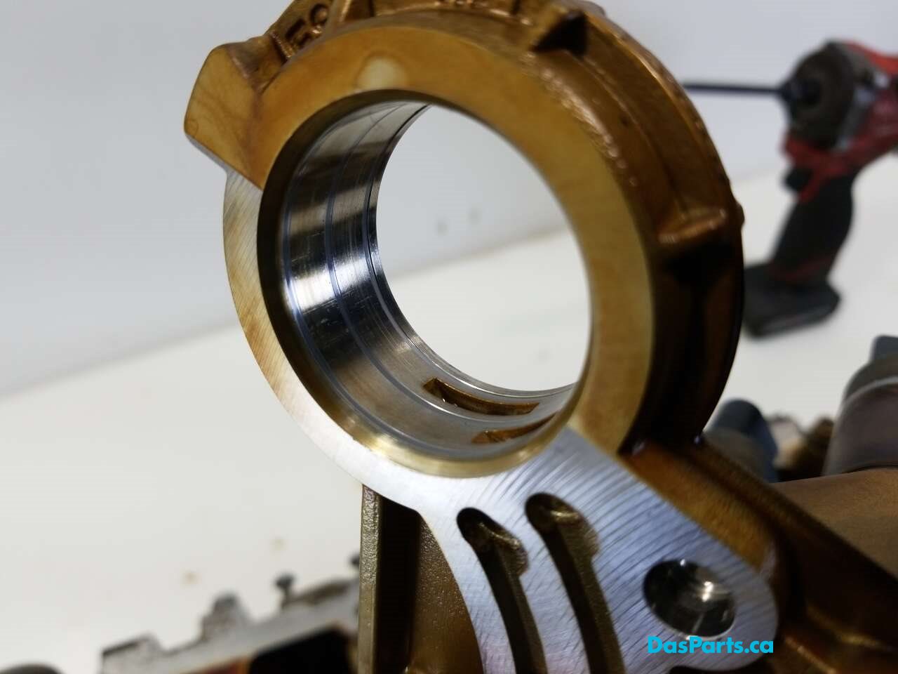 Engine Cylinder Head