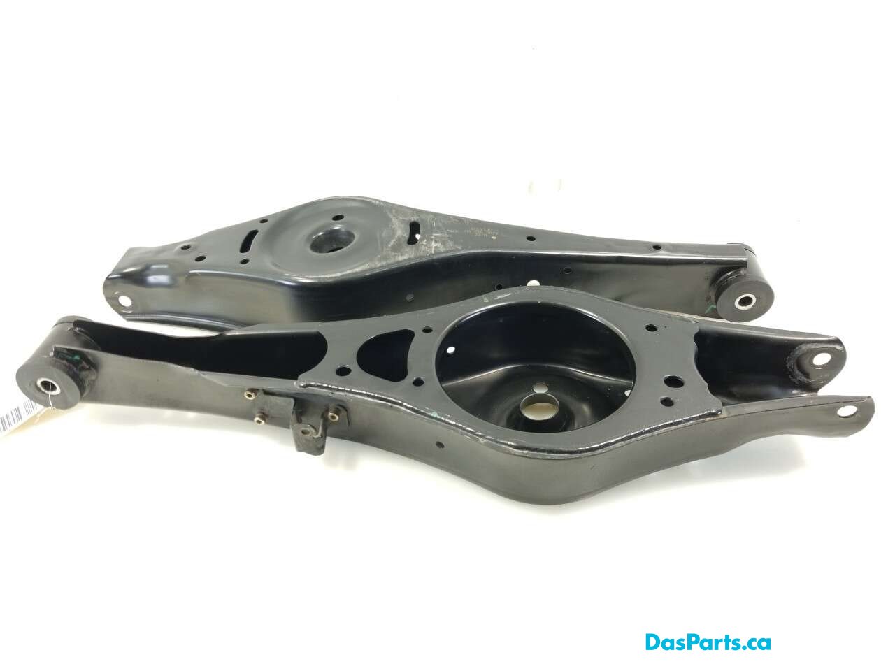 Rear Lower Control Arm Set