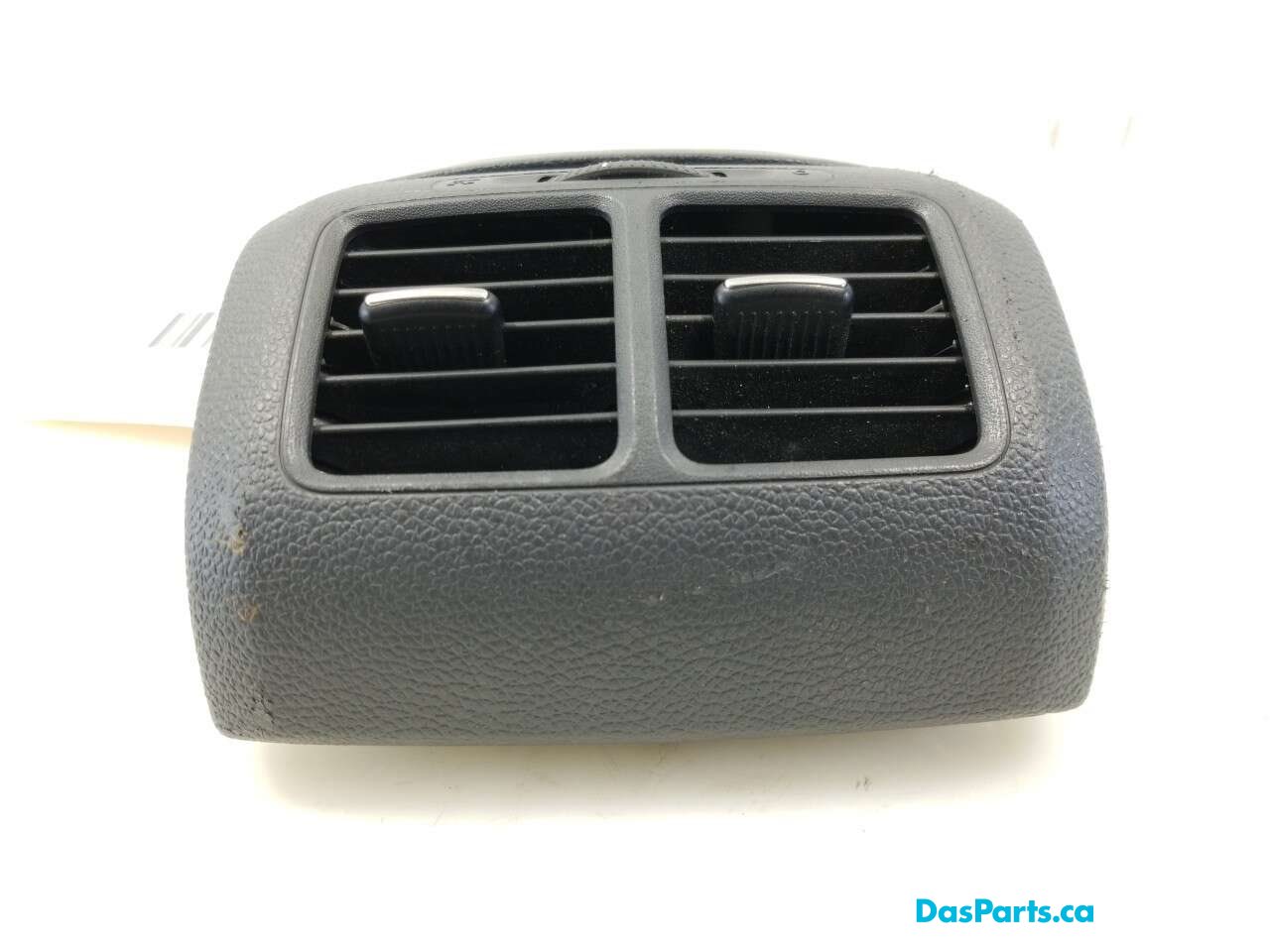 Rear Center Console Vent