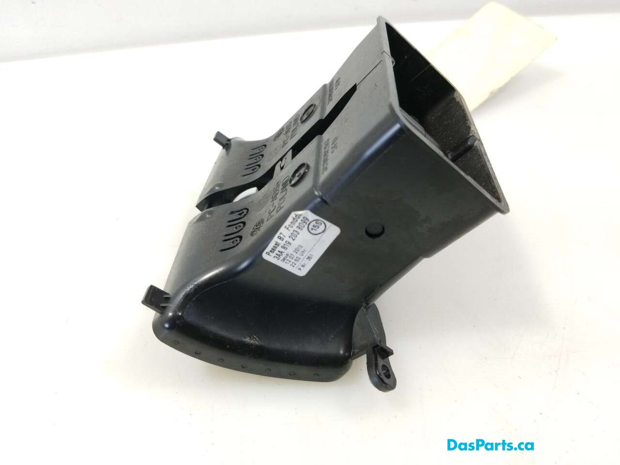 Rear Center Console Vent