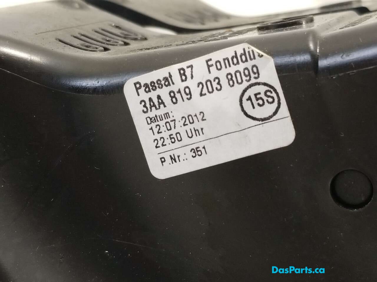 Rear Center Console Vent