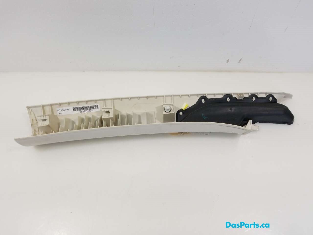 Headliner A-Pillar Trim R