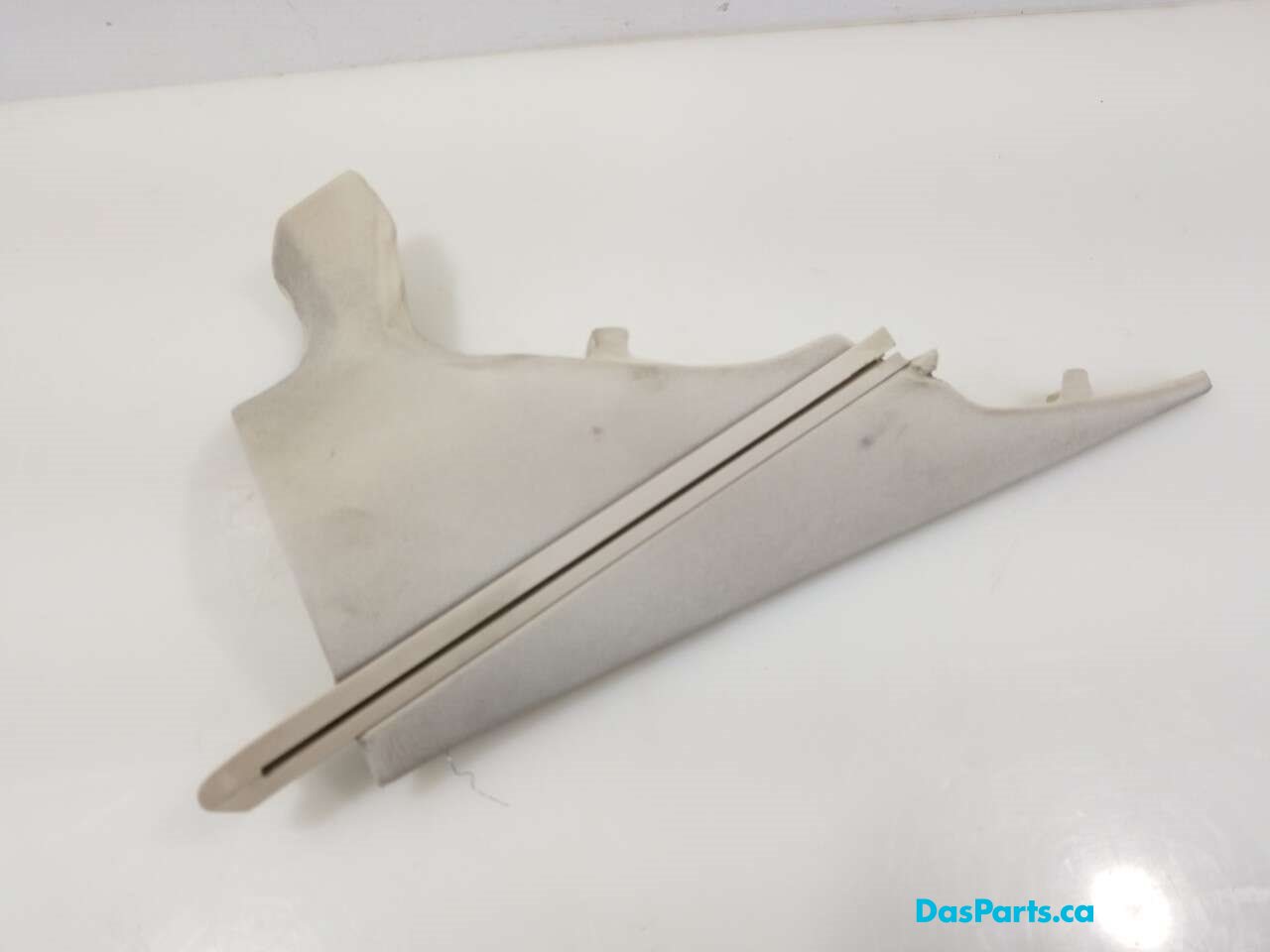 Headliner C-Pillar Trim L