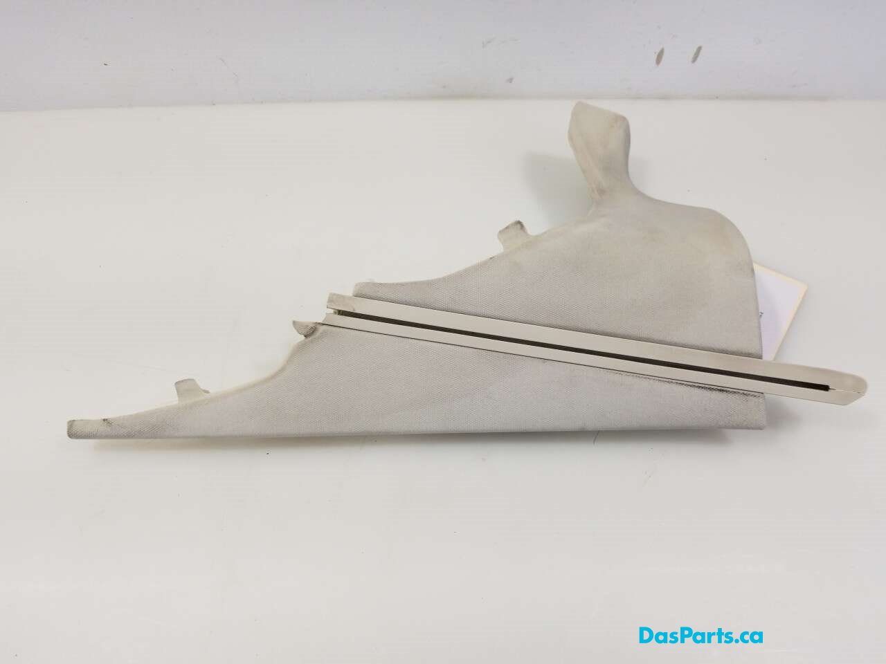 Headliner C-Pillar Trim R