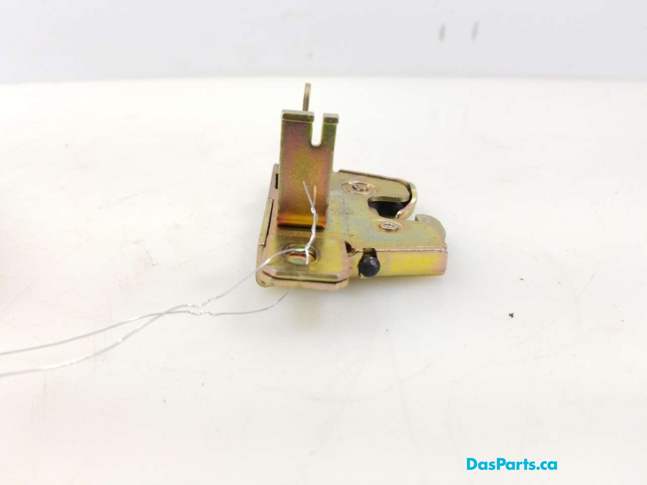 Rear Center Seat Latch